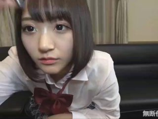 嫩妹3P视频流出!!欲棒不能舔着大棒棒~完美露脸!!